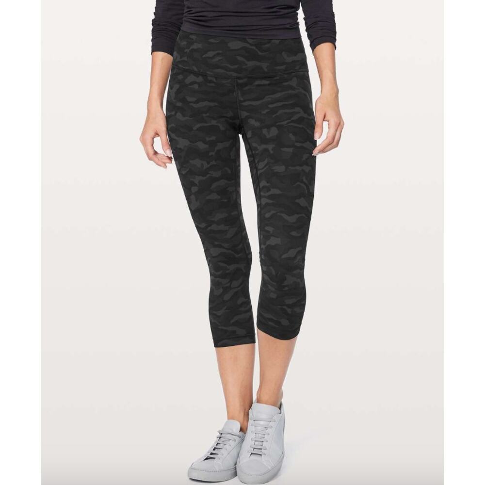 Lululemon Align Legging Cropped Black Gray Camo Size 6